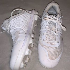 Underarmour softball shoes